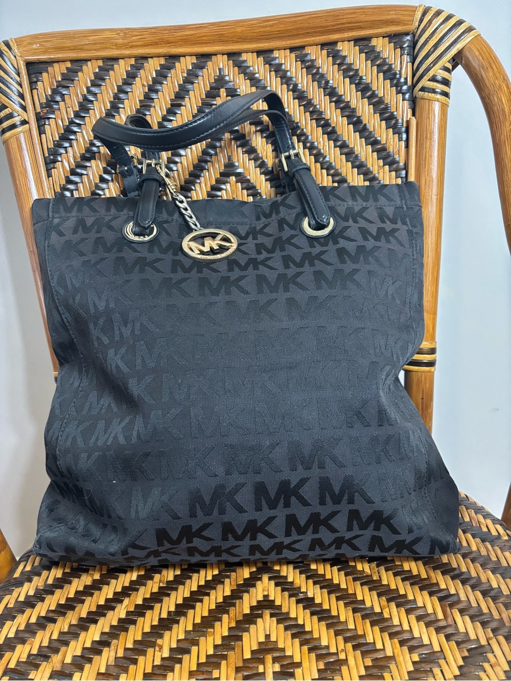 Michael Michael Kors Black Signature Tote Bag